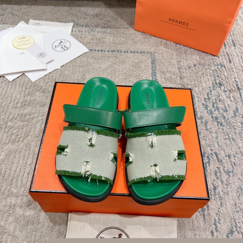 H**mes slippers